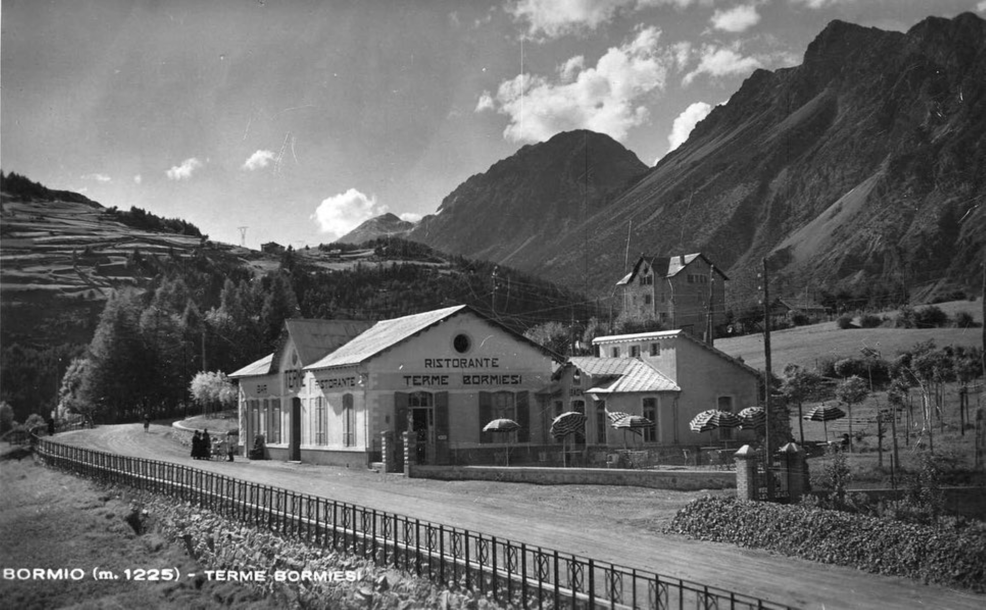 1920